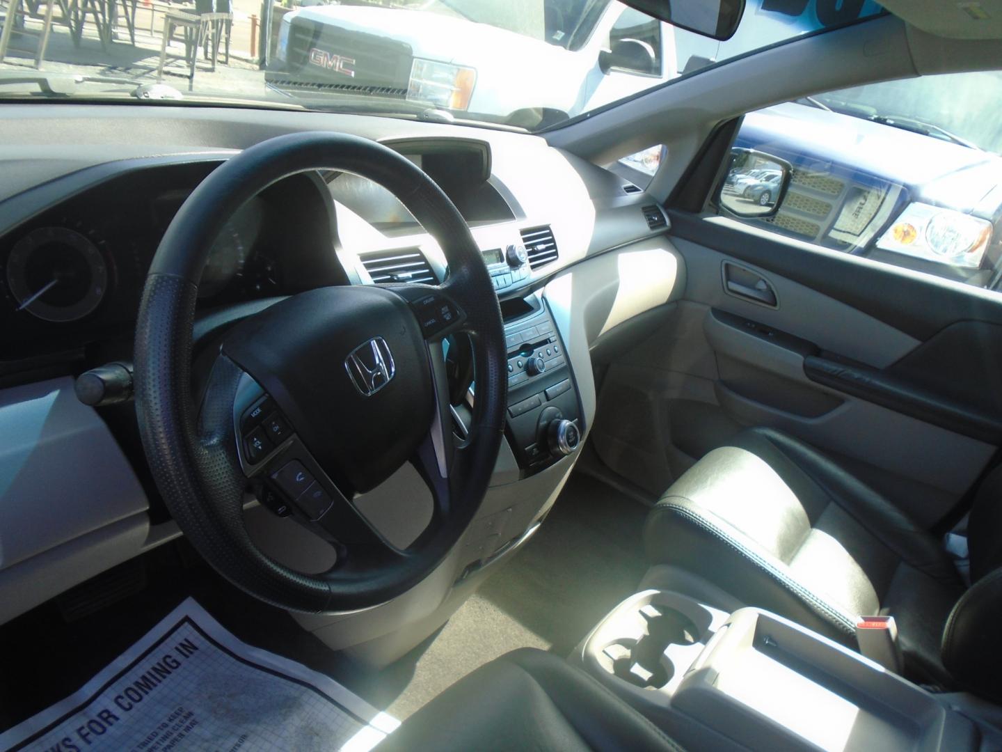 2012 Honda Odyssey (5FNRL5H49CB) , located at 6112 N Florida Avenue, Tampa, FL, 33604, (888) 521-5131, 27.954929, -82.459534 - Photo#7